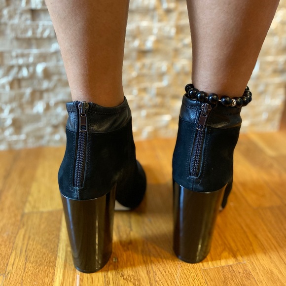 Saks Fifth Avenue Suede Claudine Black Booties Sz9 - Picture 6 of 8